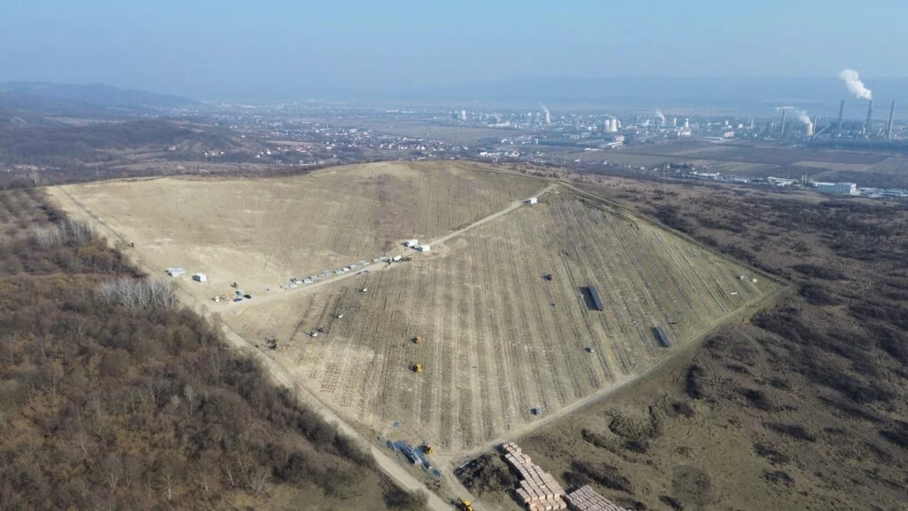 Mihaeşti solar power plant